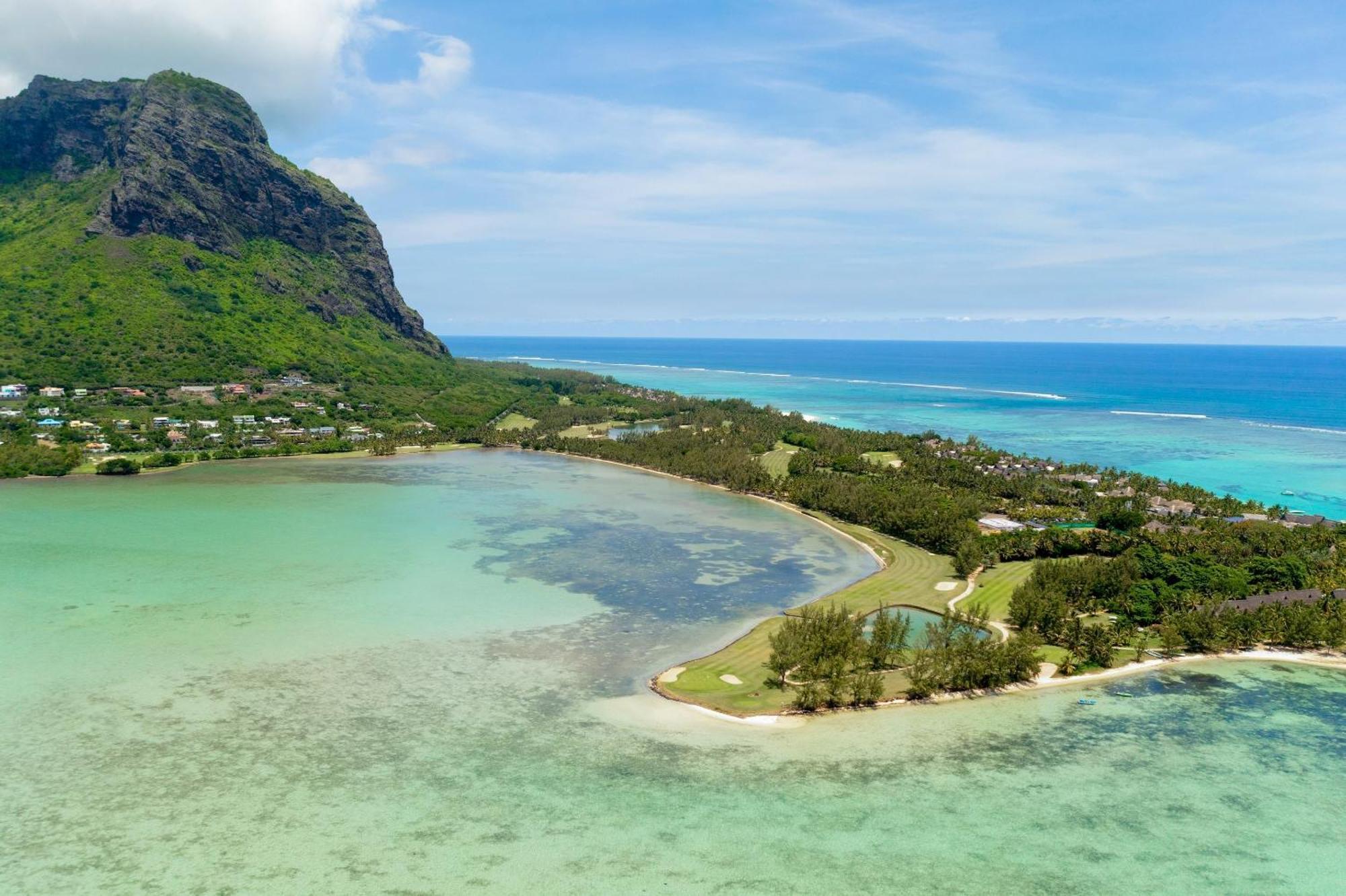 Paradis Beachcomber Golf Resort & Spa Le Morne Brabant Eksteriør billede