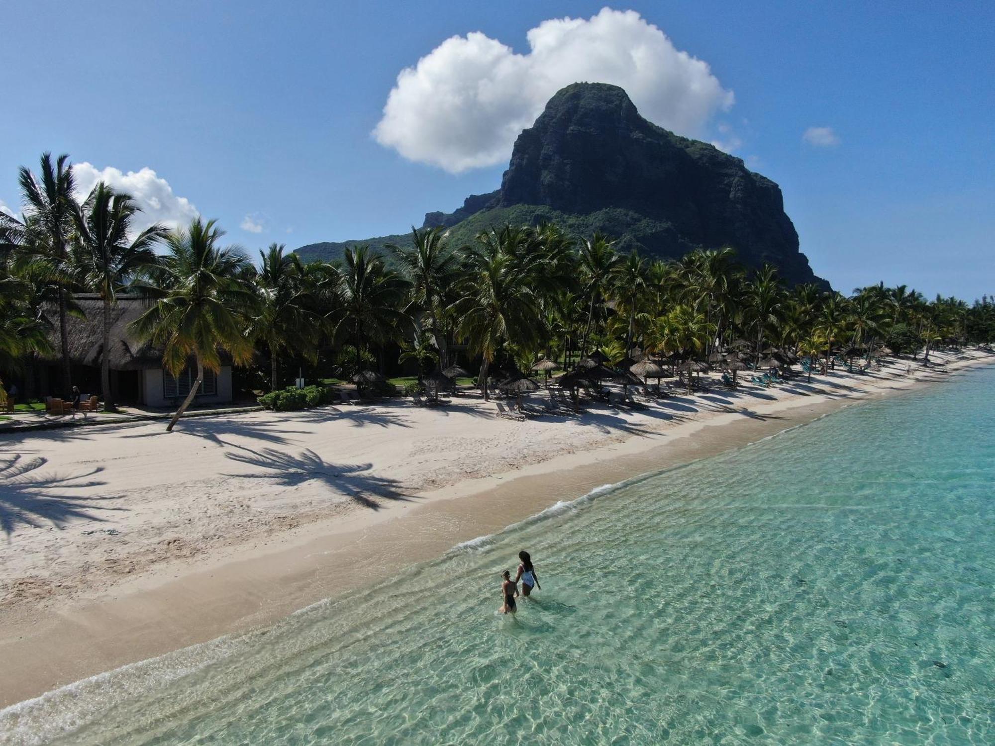 Paradis Beachcomber Golf Resort & Spa Le Morne Brabant Eksteriør billede