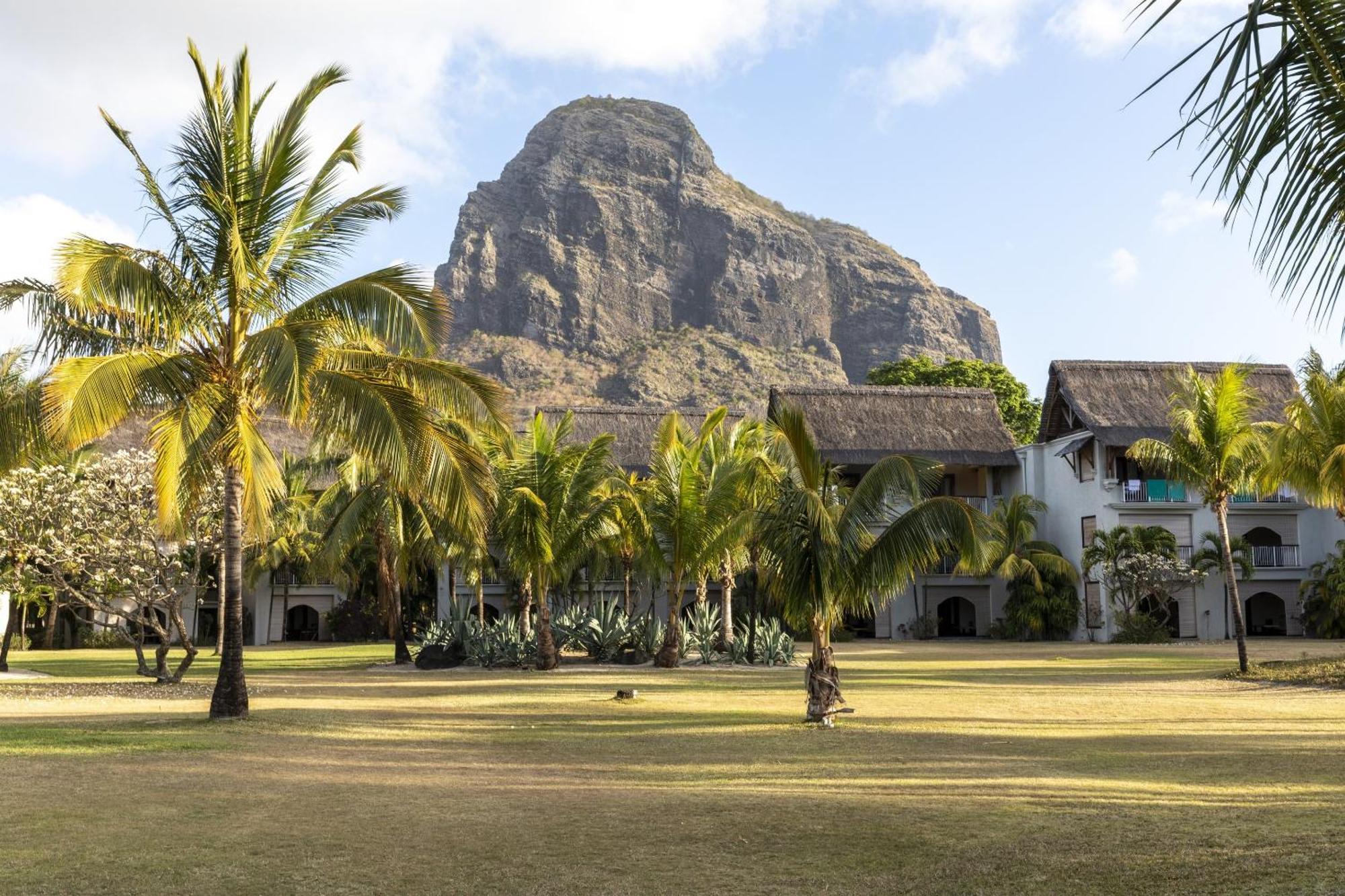 Paradis Beachcomber Golf Resort & Spa Le Morne Brabant Eksteriør billede