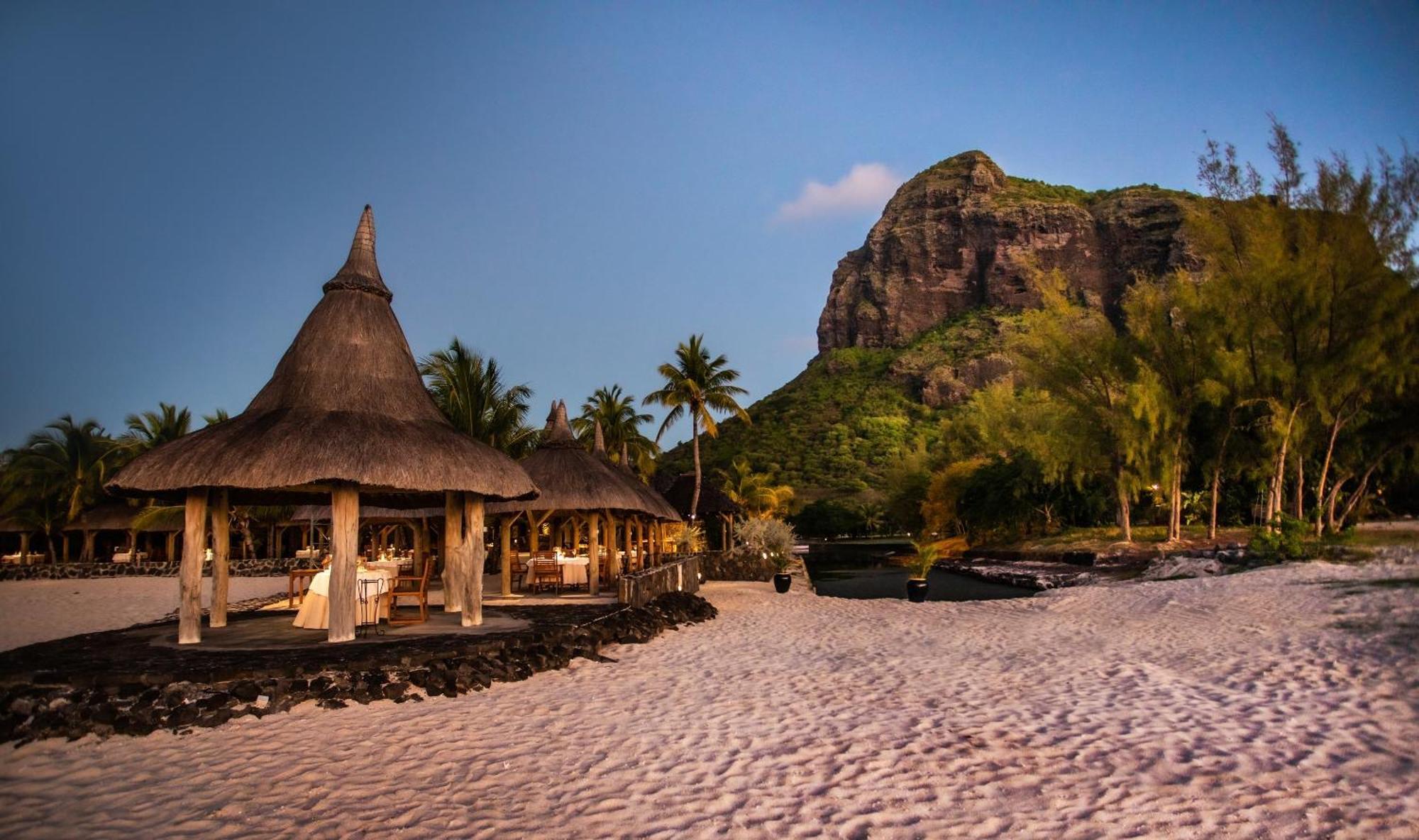 Paradis Beachcomber Golf Resort & Spa Le Morne Brabant Eksteriør billede